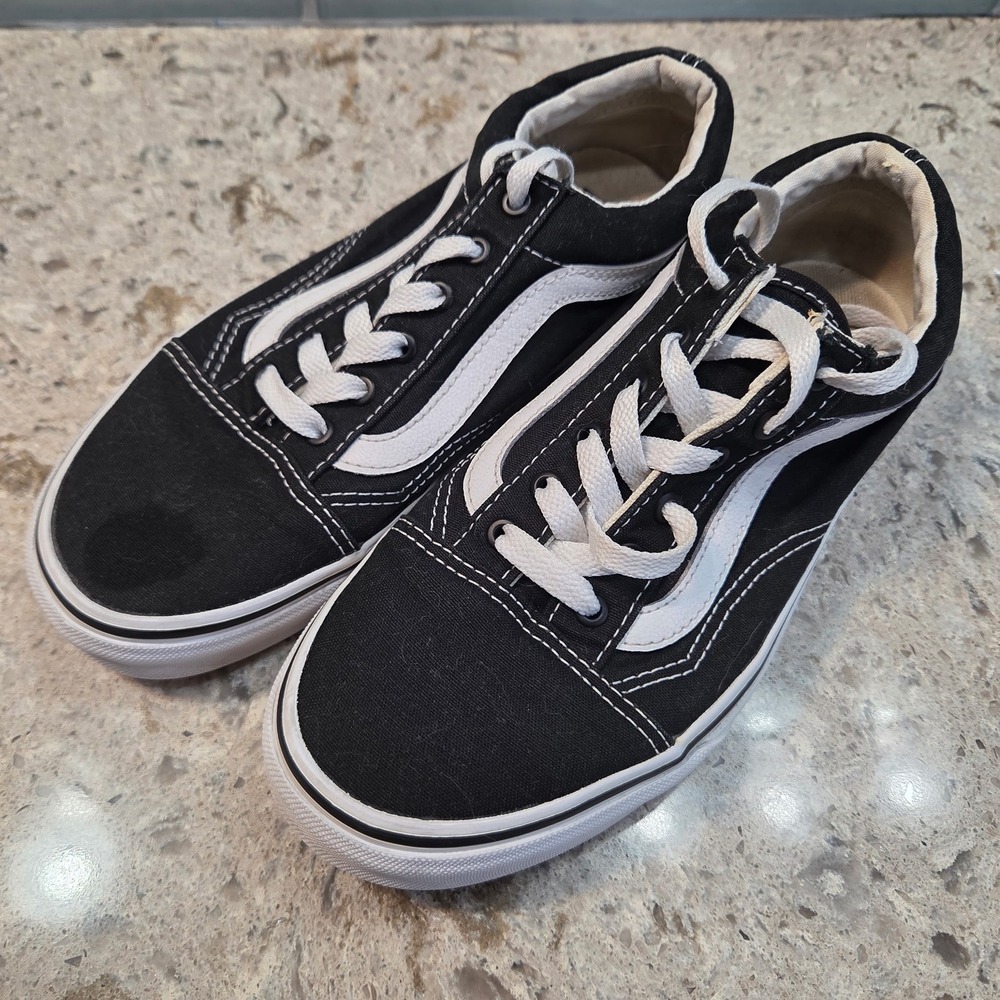 Vans Old Skool Black White Low Top Skate Sneakers Womensโ 6.5 Mens 5